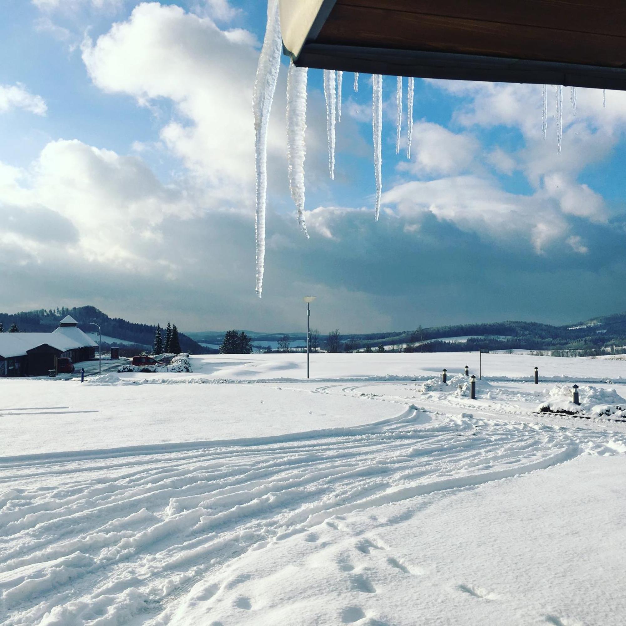 Grund Resort Golf And Ski Mlade Buky Bagian luar foto